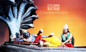 Laxmi Narayan on Sheshnaag