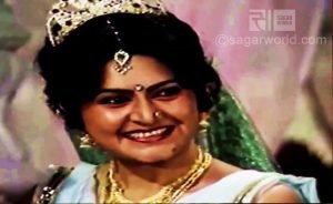  QUEEN SUMITRA